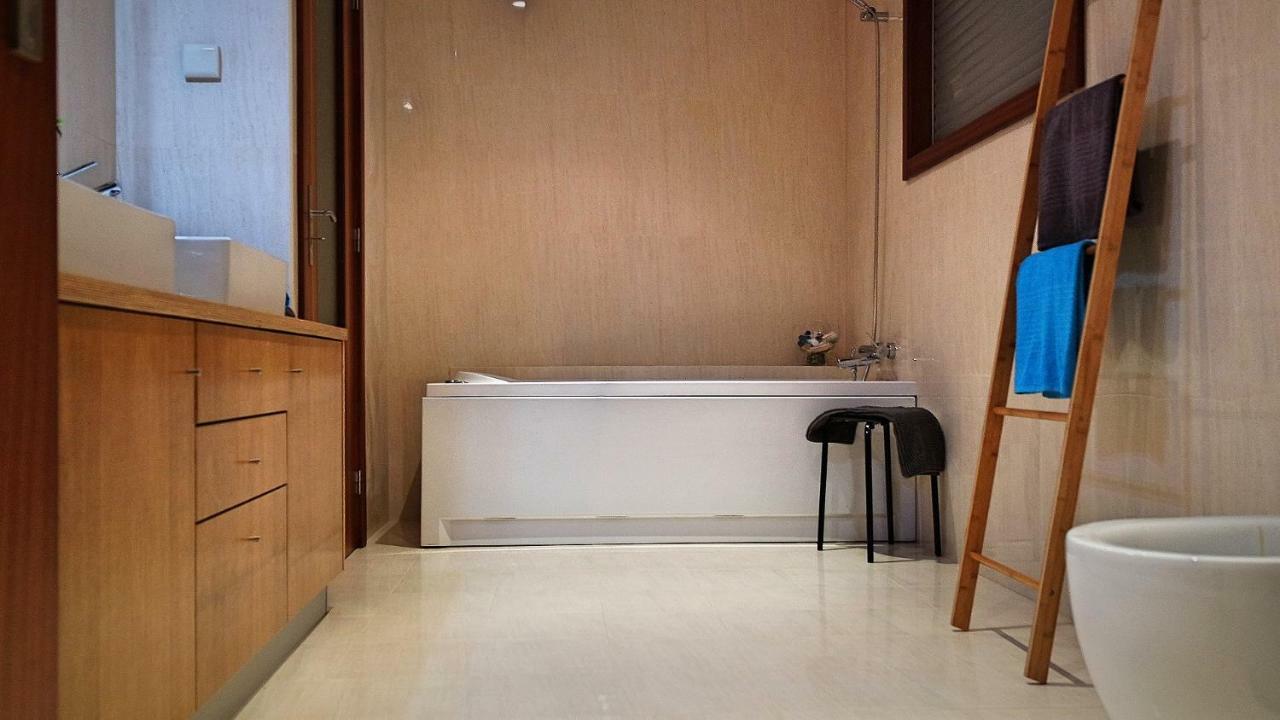 Rr Apartment *